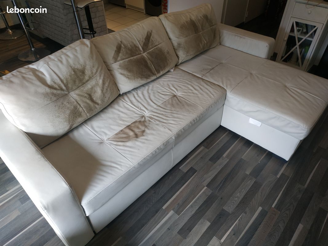 Vends canapé d'angle blanc dans l'état (image 1)