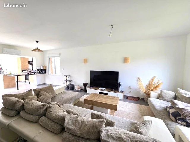 Maison 4 pièces 101 m² · à Linselles · 101 m² · 378 000 €