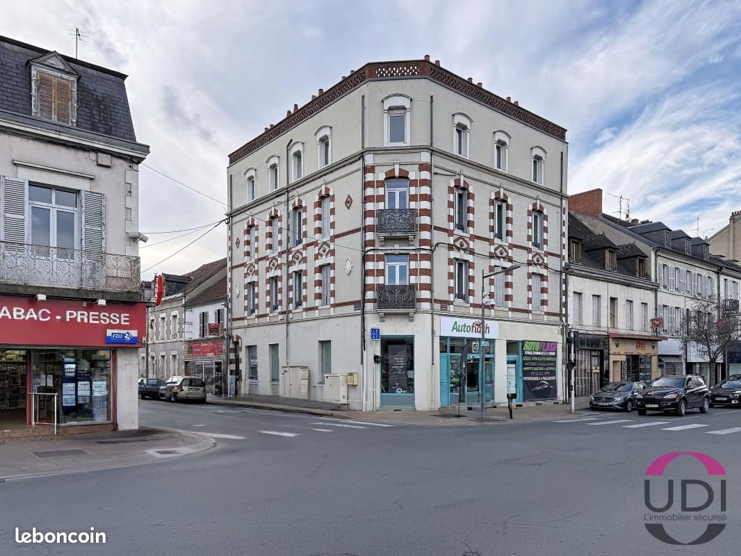 Immeuble 13 pièces 362 m² · à Montluçon · 362 m² · 408 100 €