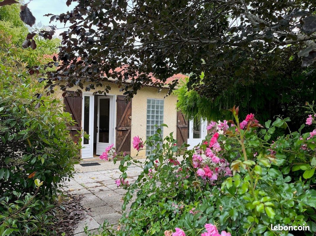 Maison 6 pièces 130 m² · à Pavie · 130 m² · 195 000 €