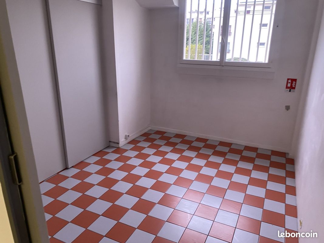 Local commercial 204 m² Ivry-sur-Seine (image 7)