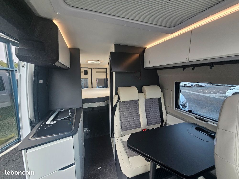 Fourgon ADRIA 640 SGX SPORT Full Options (image 10)