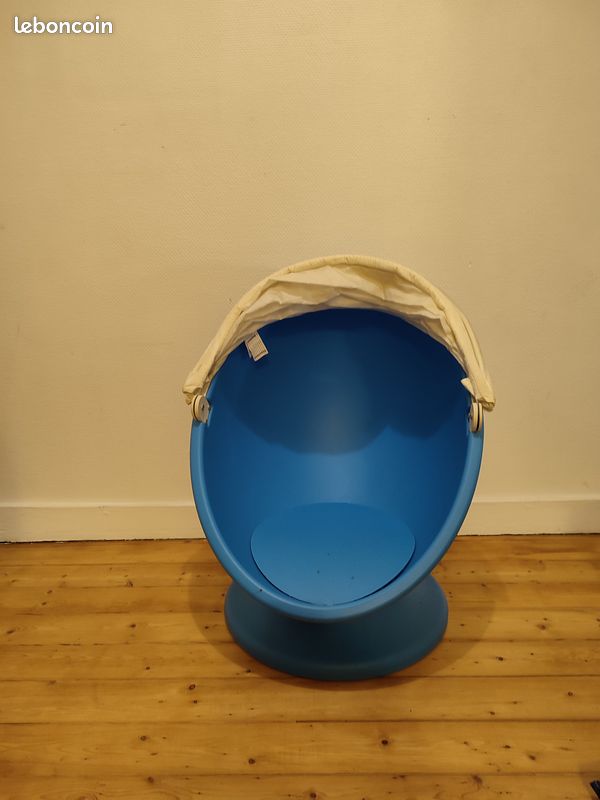 Fauteuil oeuf bleu ikea (image 1)