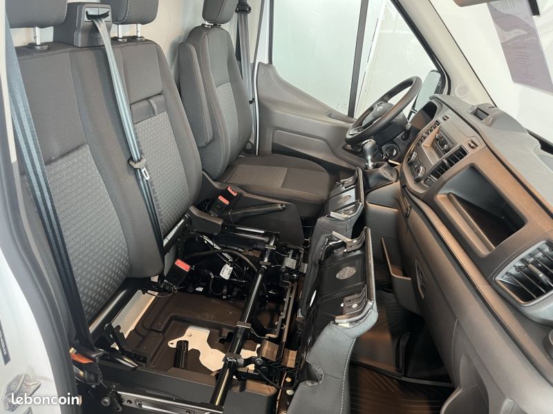 Ford Transit 2T Fg T350 L3H2 2.0 EcoBlue 130ch Trend (image 9)