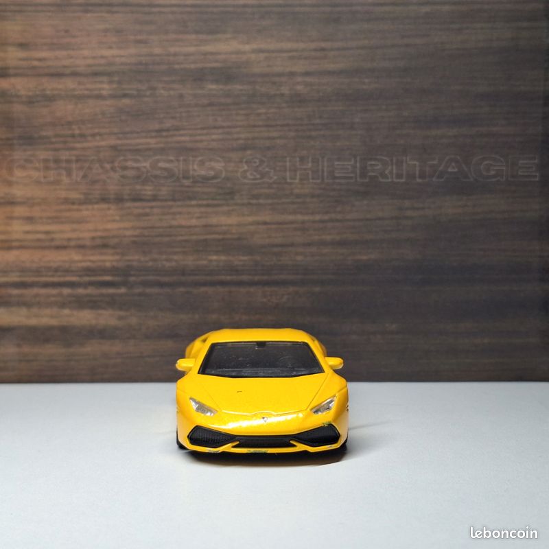 Lamborghini huracan miniature 1/43 (image 8)