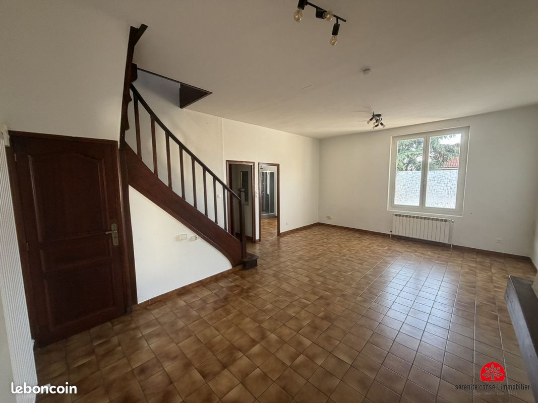 Maison 4 pièces 103 m² · à Bron · 103 m² · 1 500 €