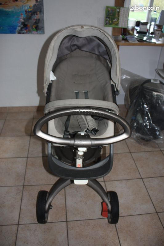 Vend ensemble poussette cosy complet marque STOKKE (image 6)