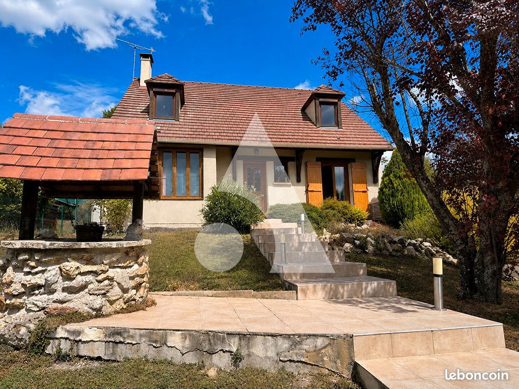 Maison 6 pièces 137 m² · à Crécy-la-Chapelle · 137 m² · 456 000 €