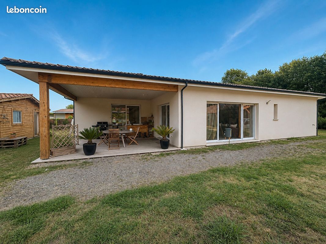 Maison 4 pièces 108 m² · à Salles · 108 m² · 442 000 €