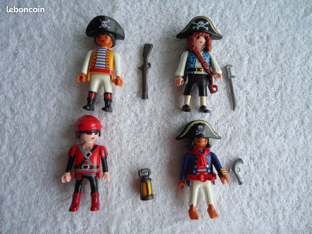 400 annonces pirate N° 6 PLAYMOBIL quasi neuf barque pour completer ton grand bateau , animaux , maison , château , armée (image 3)