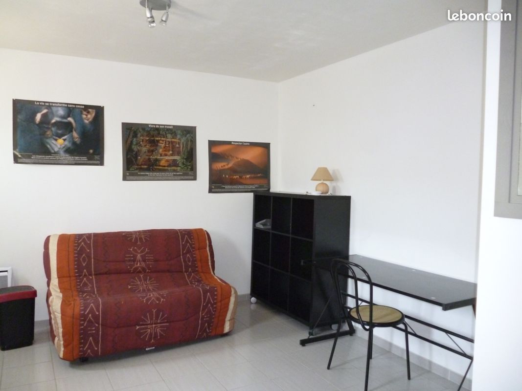 Appartement 1 pièce 25 m² · à Rodilhan · 25 m² · 450 €