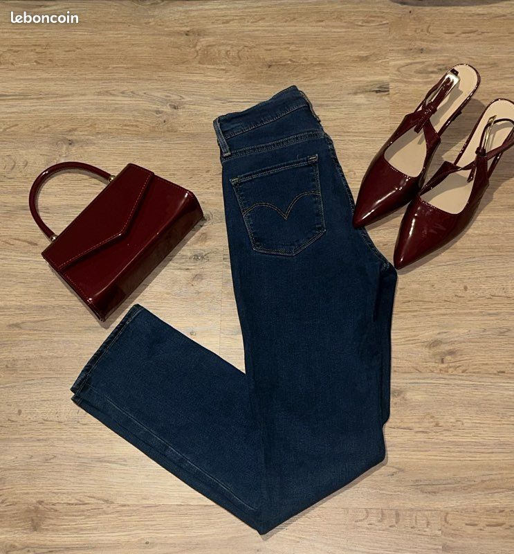 Jean Levi’s neuf – Taille 25 (S) non négociable (image 1)