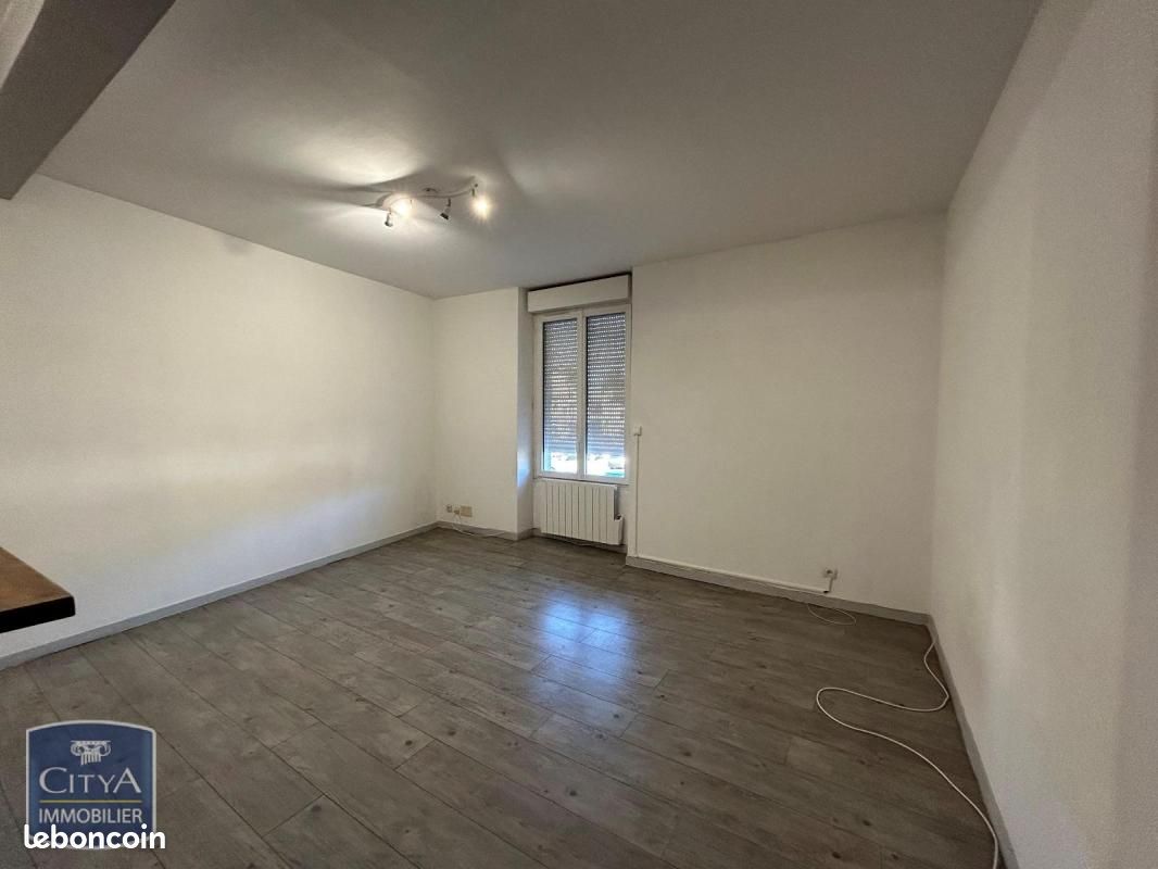 Appartement 2 pièces 42 m² · à Neuville-de-Poitou · 42 m² · 415 €/mois
