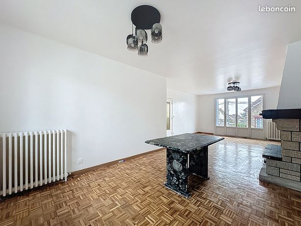 Maison a louer champigny-sur-marne - 8 pièce(s) - 163 m2 - Surfyn