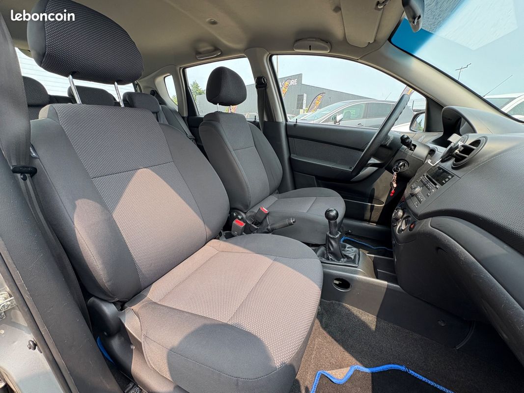 Chevrolet aveo 1.2 gpl 80ch - climatisation - vitres av elec (image 27)