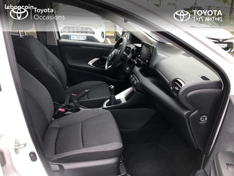 Toyota Yaris 120 VVT-i Design (image 13)
