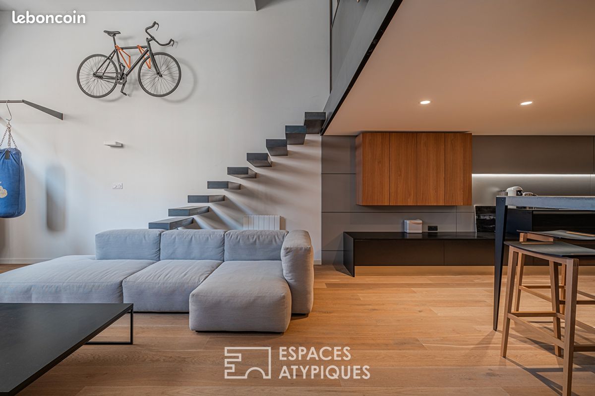 Appartement 4 pièces 124 m² · à Grenoble · 124 m² · 250 000 €