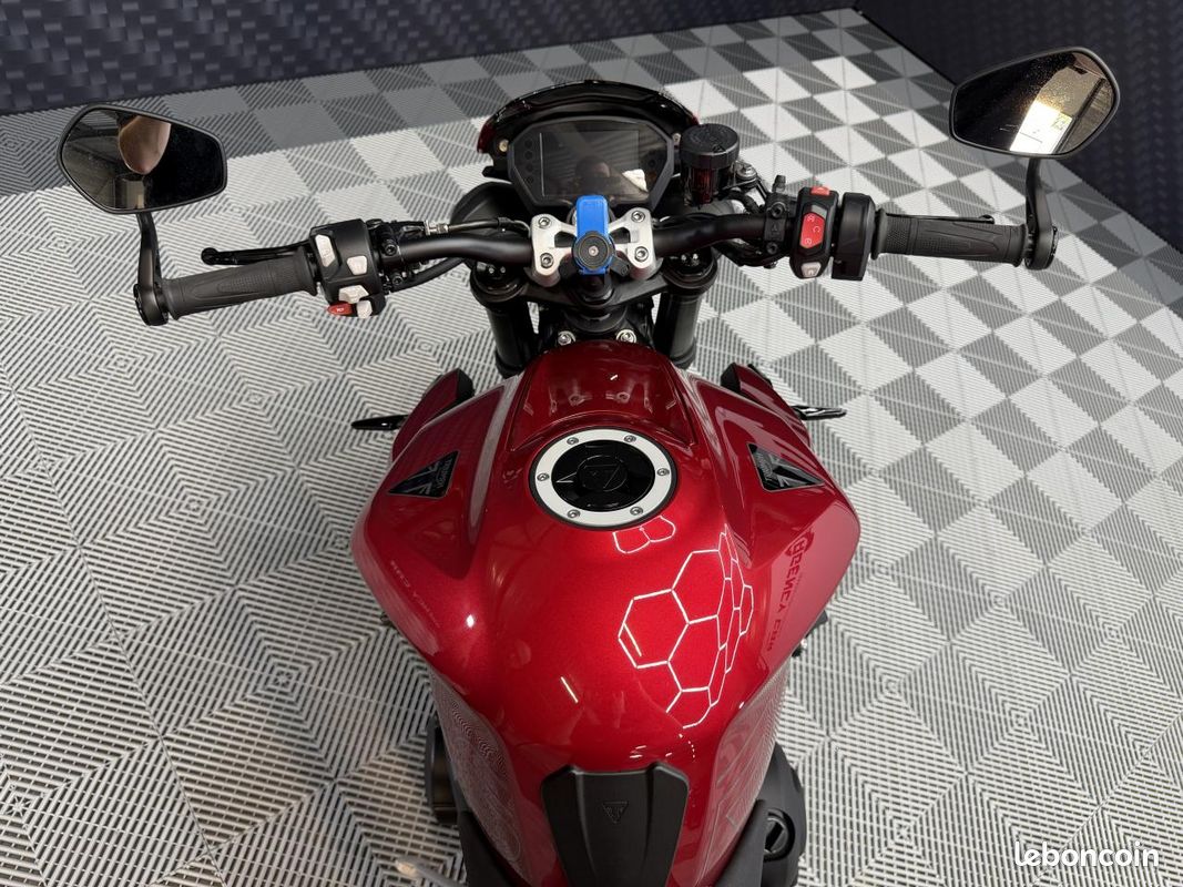 TRIUMPH STREET TRIPLE RS 765 Garantie Triumph 2027 Suivi LED (image 9)