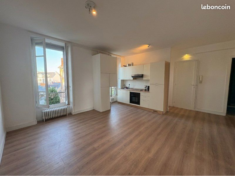 Appartement 2 pièces 46 m² · à Issy-les-Moulineaux · 46 m² · 1 150 €/mois