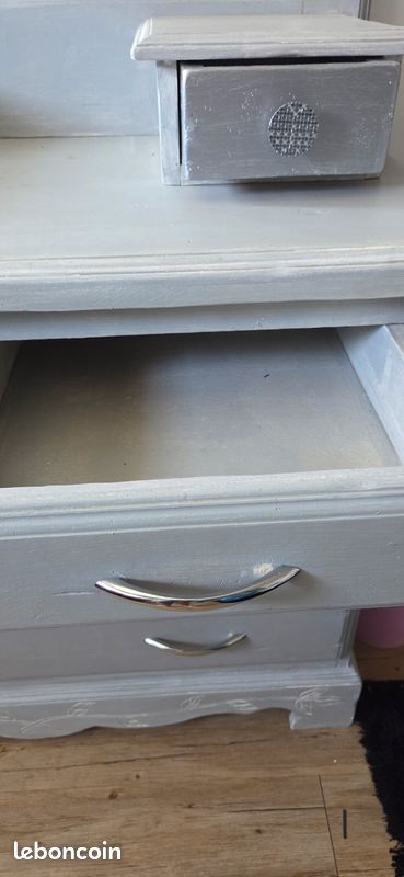 Commode Poché chaîne massif (image 11)