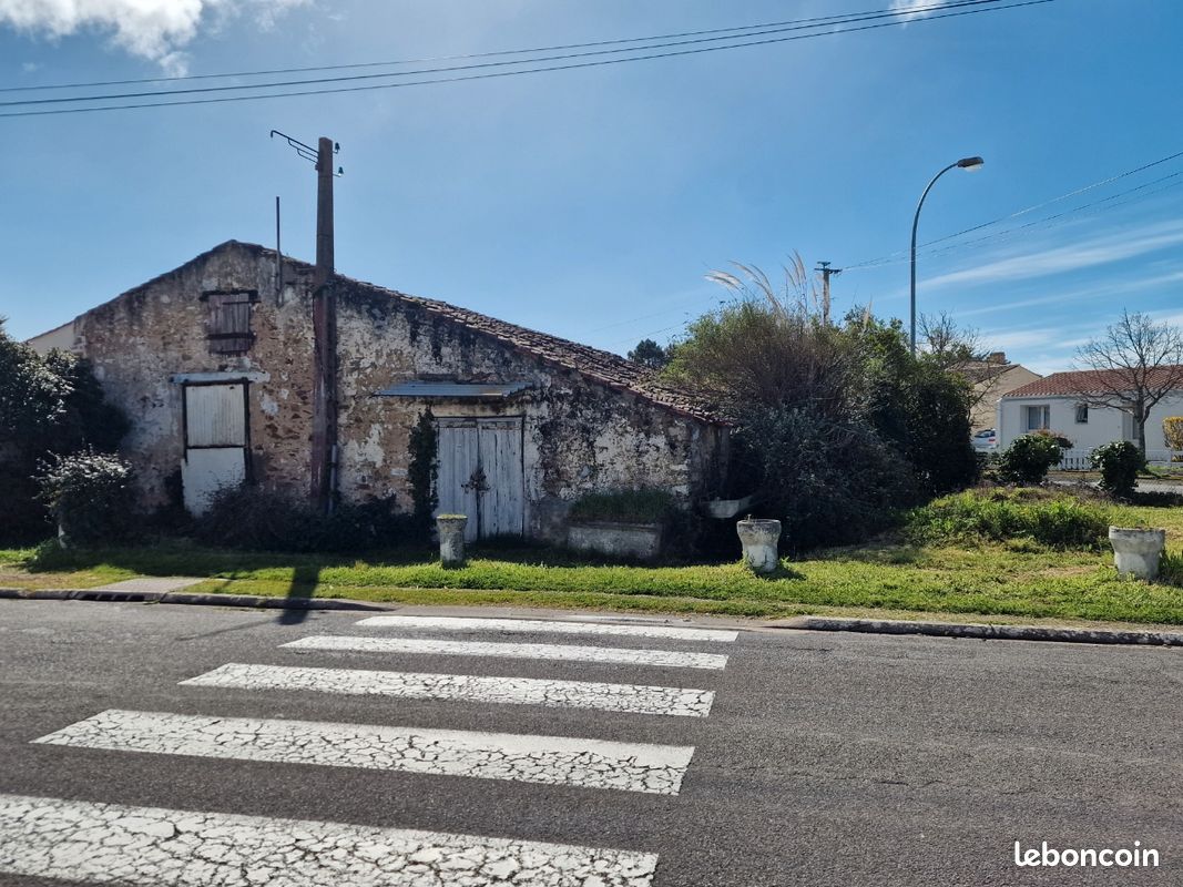 Maison 3 pièces 138 m² · aux Sables-d'Olonne · 138 m² · 125 000 €