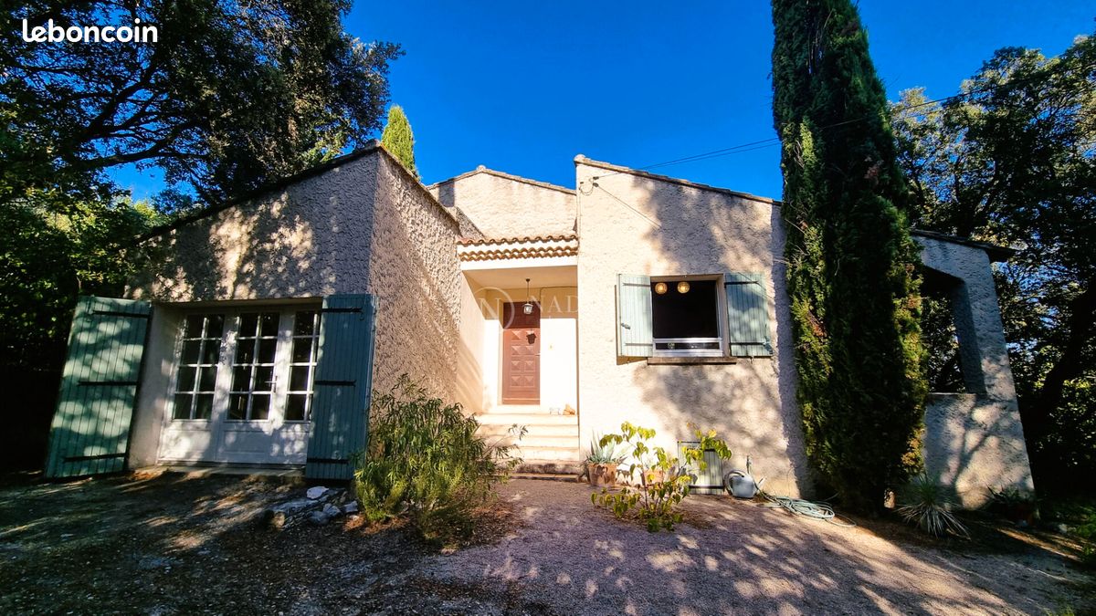 Maison 4 pièces 114 m² · à Le Thor · 114 m² · 372 500 €