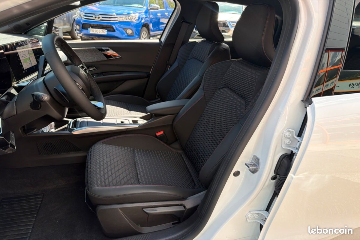 Renault Clio 6 TCE 115 EDC TECHNO -12% (image 6)