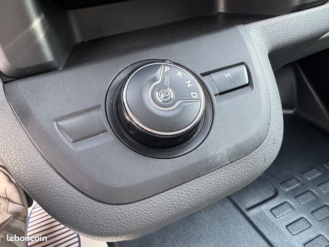 Peugeot Expert 2.0 BHDI 180CH LONG PREMIUM EAT8 6 PLACES / PRIX TTC 15825 (image 15)