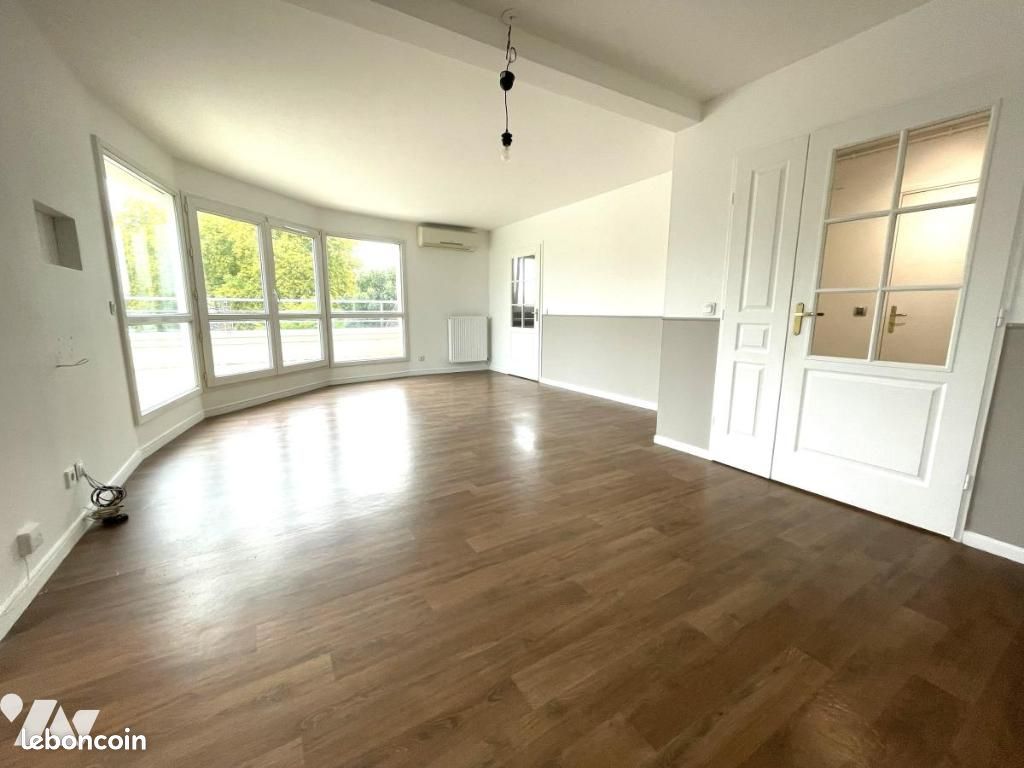 Appartement 82 m² · à Lille · 82 m² · 330 000 €