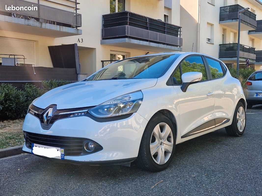Véhicule à vendre : Renault Clio IV 1.5 dCi 90 Business ECO2 - 2014 (image 1)