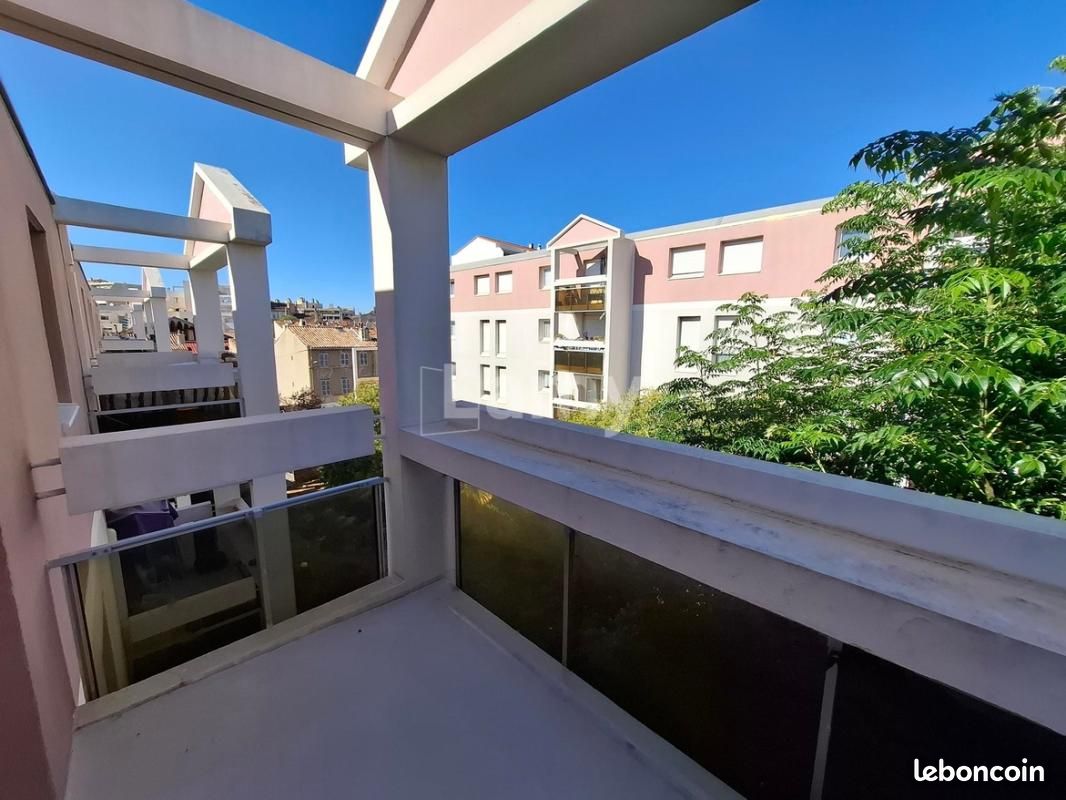 Appartement 3 pièces 75 m² · à Marseille · 75 m² · 830 €