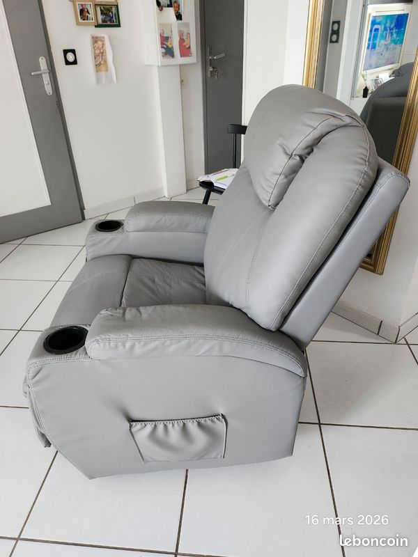 Vend fauteuils simili cuir (image 2)