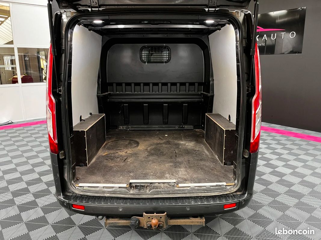 Ford transit custom cabine approfondie 320 l1h1 2.0 ecoblue 185 sport (image 13)