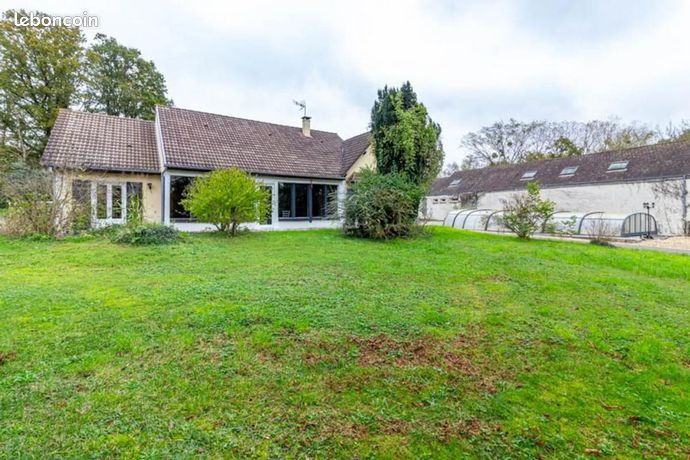 Maison 5 pièces 145 m²