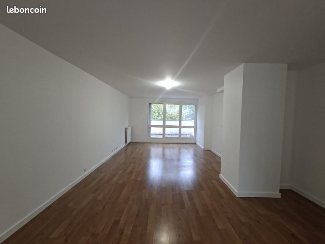 Appartement 5 pièces 102 m² · à Rennes · 102 m² · 1 120 €/mois