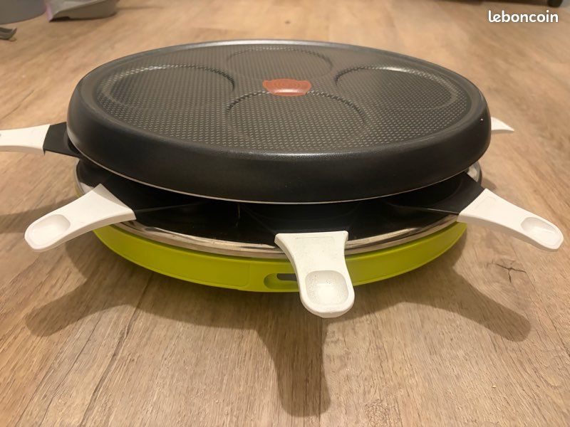 Appareil à raclette Tefal avec 7 poêlons (image 2)