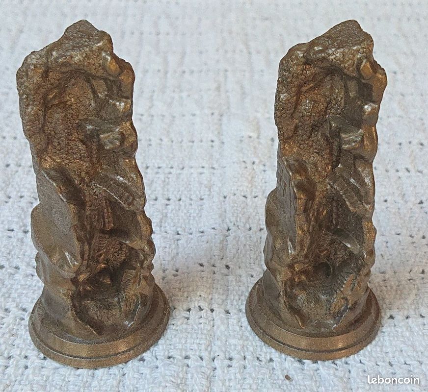 Figurines anciennes Mokarex – Jeu d’échecs – couleur cuivrée – vente à l’unité (image 2)