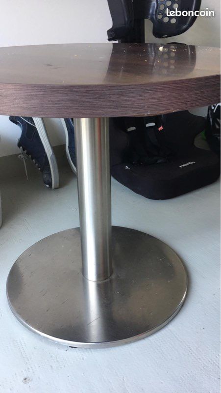 Table ronde (image 1)