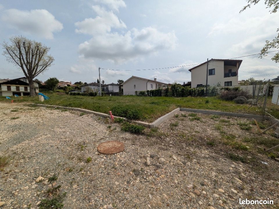 Terrain 345 m² Jassans Riottier · à Jassans-Riottier · 165 000 €