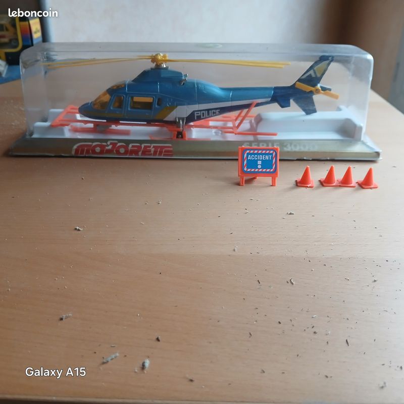 MAJORETTE CITROEN ZX Made in France 1/60 EUR 6,00 - FR