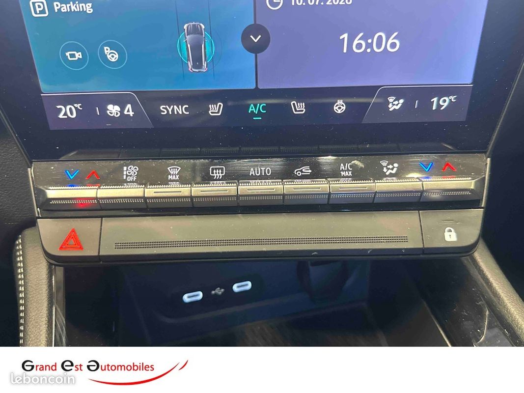 RENAULT Austral mild hybrid 160 auto Iconic (image 20)