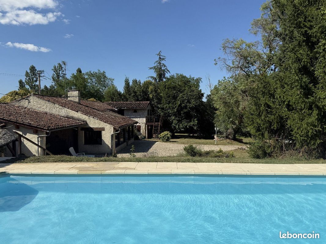 Maison 8 pièces 195 m² · à Condom · 195 m² · 325 000 €