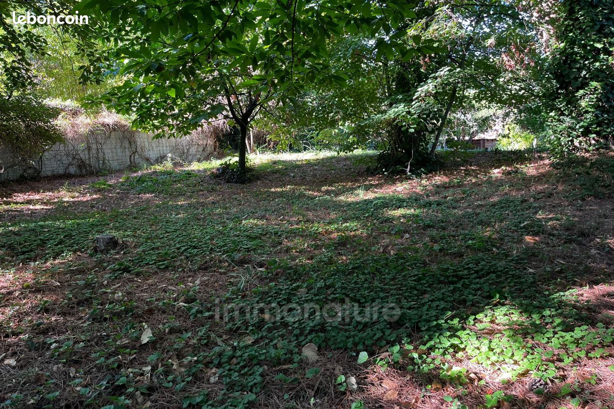 Terrain 920 m² · à Cazilhac · 920 m² · 106 000 €