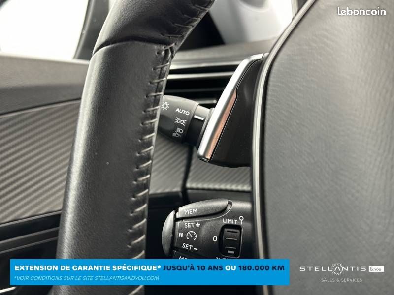Peugeot 2008 PureTech 130 S&S EAT8 Allure Business (image 19)