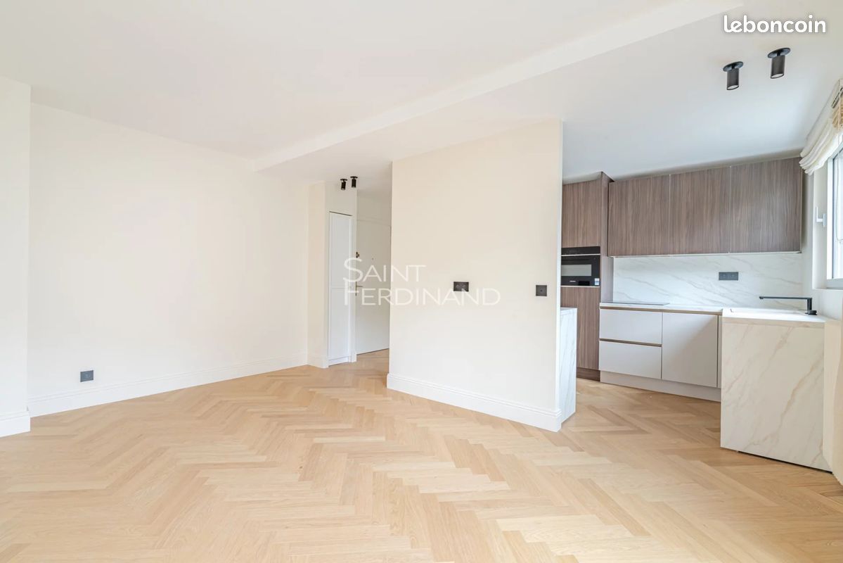 Appartement 2 pièces 43 m² · à Paris · 43 m² · 470 000 €