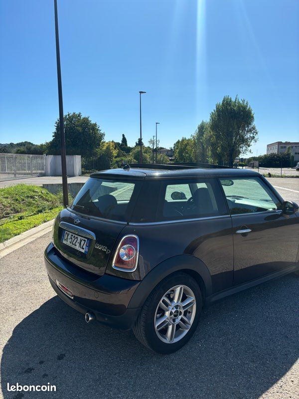 Mini cooper D à vendre URGENT (image 1)