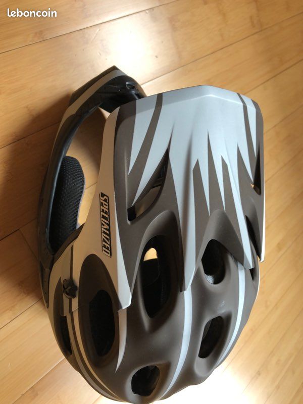 Casque intégral vélo tout terrain cross (image 1)