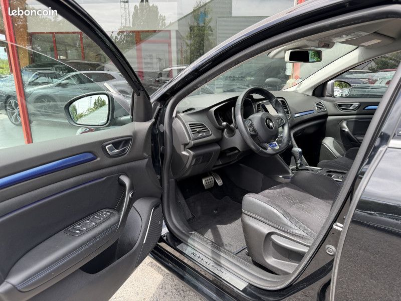 Renault MEGANE IV 1.6 DCI 165CH ENERGY GT EDC (image 11)