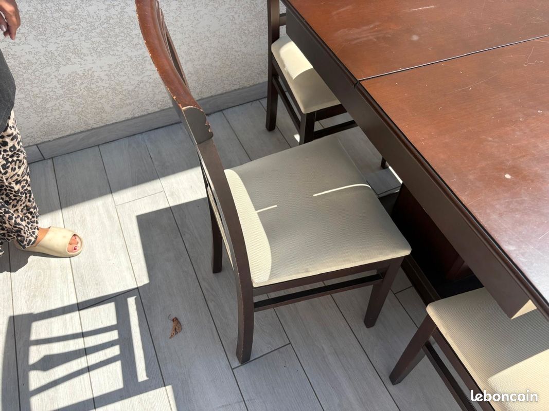Table de salle a mange+ 6 chaises (image 2)