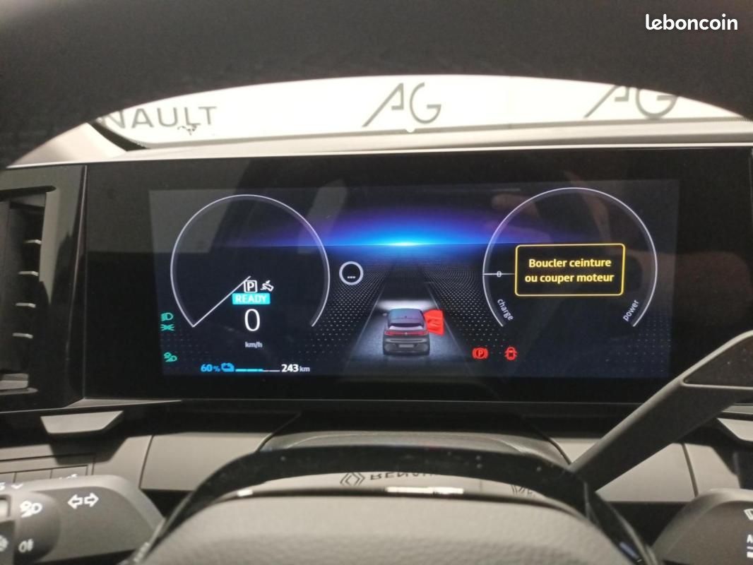 Renault Mégane E-TECH EV60 220ch super charge Evolution (image 17)